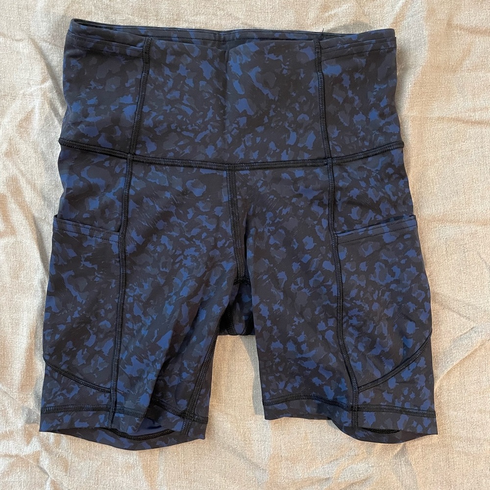 Lululemon Fast & Free Hi Rise Shorts 6” Size 2